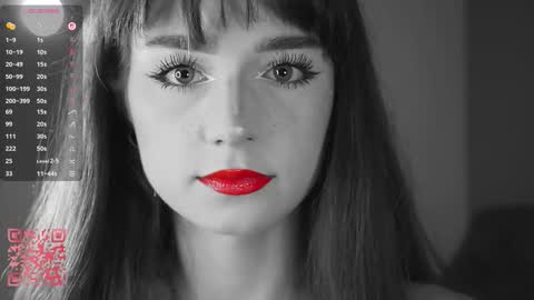 Snapshot of truegrace chatting on 10.04.25 Grace online show from 10.04.25