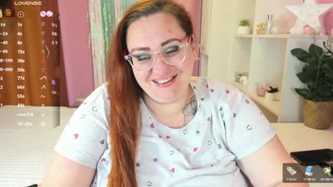 Snapshot of truly_goddess chatting on 12.04.24 Adelle online show from 12.04.24