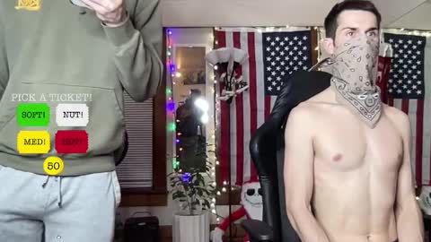 Snapshot of trystoph chatting on 12.28.24 Treistoph online show from 12.28.24