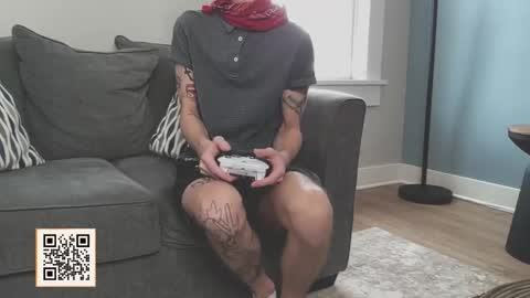 Snapshot of trystoph chatting on 01.08.25 Treistoph online show from 01.08.25