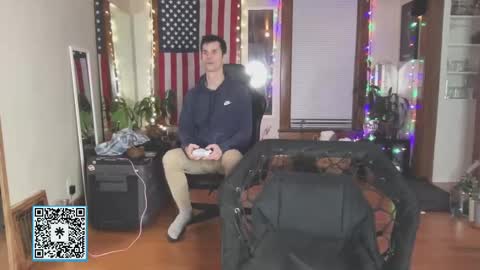 Snapshot of trystoph chatting on 01.22.25 Treistoph online show from 01.22.25