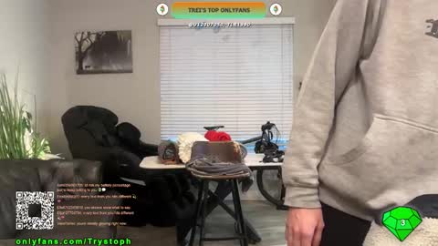 Snapshot of trystoph chatting on 11.30.25 Treistoph online show from 11.30.25