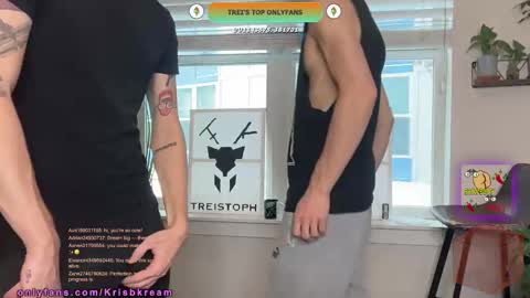 Snapshot of trystoph chatting on 12.15.25 Treistoph online show from 12.15.25