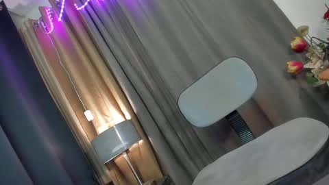 Chloe online show from 02.22.25