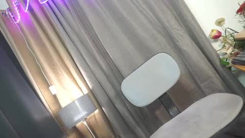 Chloe online show from 02.25.25