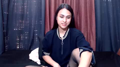 Snapshot of ts_hannah15 chatting on 11.25.25 Hannah15 online show from 11.25.25