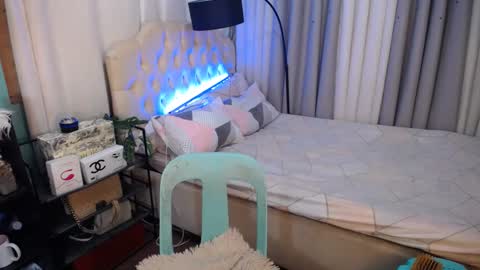 Snapshot of ts_tatiana chatting on 12.08.24 billie online show from 12.08.24