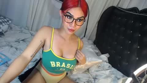 Snapshot of ts_tatiana chatting on 02.03.25 billie online show from 02.03.25