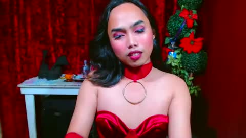 Snapshot of ts_uranus98 chatting on 11.15.25 kate online show from 11.15.25