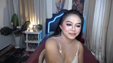 Snapshot of tsamandaxxx chatting on 02.04.25 tsamandaxxx online show from 02.04.25