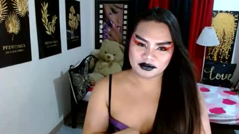 Snapshot of tsbrianabankhugecock chatting on 05.11.26 brianna online show from 05.11.26