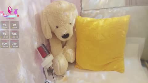 Anne Bebe online show from 11.30.25