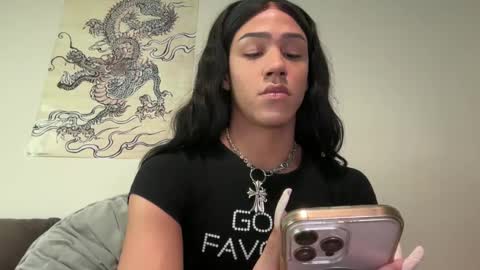 Snapshot of tsj777 chatting on 10.02.25 tsj777 online show from 10.02.25