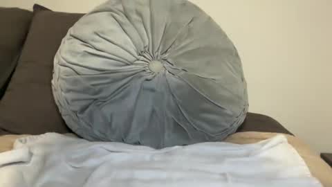 Snapshot of tsj777 chatting on 10.04.25 tsj777 online show from 10.04.25