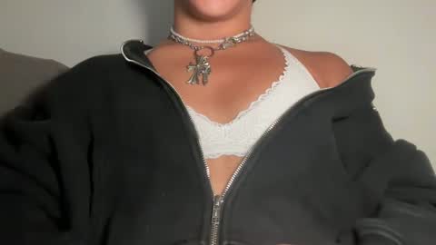 Snapshot of tsj777 chatting on 11.11.25 tsj777 online show from 11.11.25