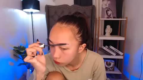 Snapshot of tskitty_girl chatting on 10.14.25 tskitty_girl online show from 10.14.25