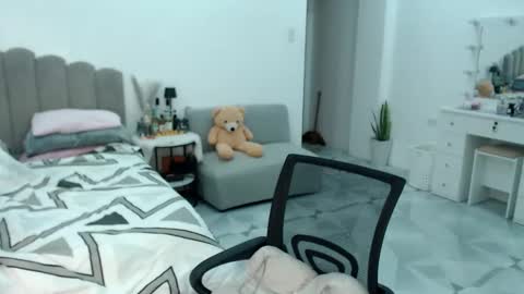  Love Marie  online show from 02.16.26