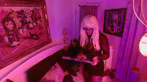 Sassy Star online show from 02.10.25