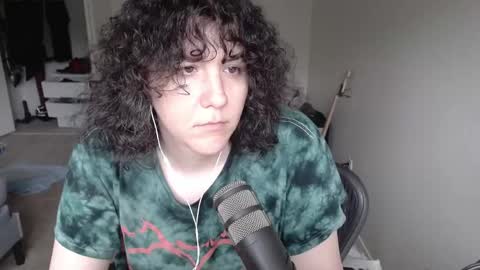 Stephanie Peach online show from 05.23.26