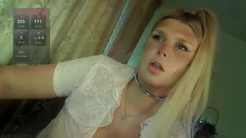 Snapshot of tspostophere chatting on 10.29.25 Annika online show from 10.29.25