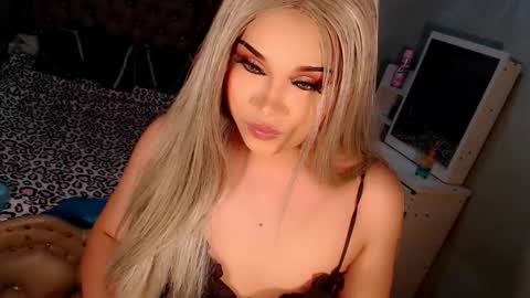 jayvie online show from 10.08.25