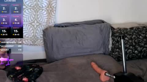 Jade Snail online show from 03.08.25