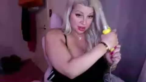 xTinnaaaaa online show from 06.28.26