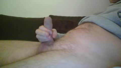 Snapshot of tstittylover_x chatting on 12.16.25 Andre Bedon online show from 12.16.25