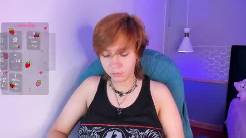 Snapshot of tsuki_maru chatting on 07.17.26 Maru online show from 07.17.26