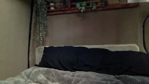 Tuhands online show from 12.21.24