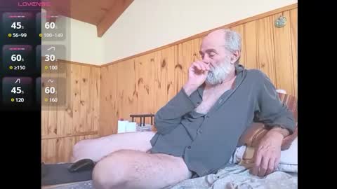 Snapshot of tupapifacu chatting on 02.16.25 Papi Facu online show from 02.16.25