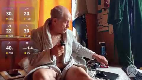 Snapshot of tupapifacu chatting on 12.01.25 Papi Facu online show from 12.01.25