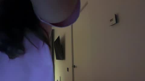 Ariana online show from 04.15.26