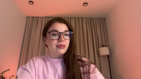 Snapshot of tutti_frutti_ chatting on 04.16.26 Ariana online show from 04.16.26