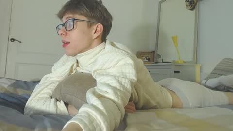 Snapshot of tuz94 chatting on 01.09.25 Dan online show from 01.09.25