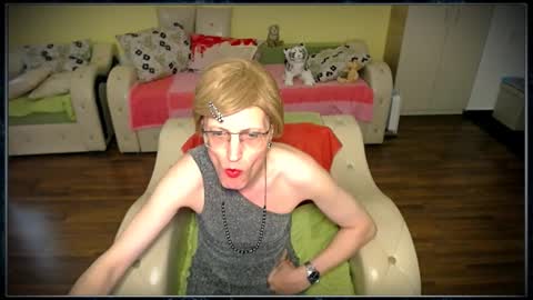 Snapshot of tvclementine chatting on 01.28.25 Clementine online show from 01.28.25