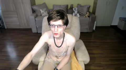 Clementine online show from 04.18.26