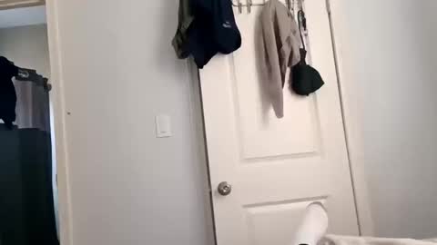 twest84 online show from 10.10.25