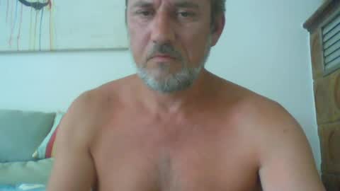 Snapshot of twiga72 chatting on 06.12.26 twiga72 online show from 06.12.26