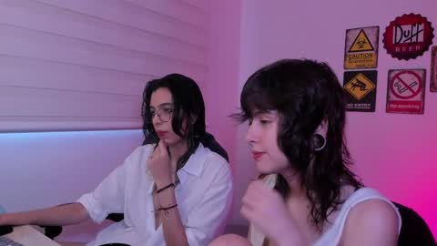 Snapshot of twilightmuses chatting on 02.23.26 Eve Lili online show from 02.23.26