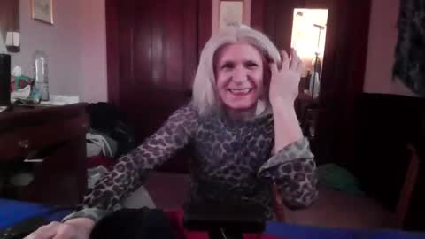 Kitten online show from 03.09.25