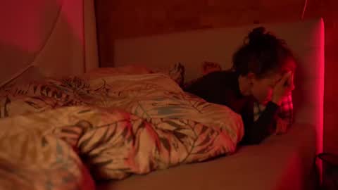 Snapshot of twinflamedesire chatting on 10.17.25 TwinFlameDesire online show from 10.17.25