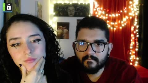 TwinFlamesXX online show from 01.12.25
