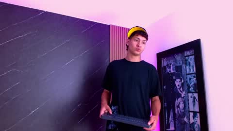 samu online show from 04.18.26