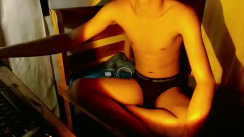 Snapshot of twink_cristian27 chatting on 12.03.25 twink_cristian27 online show from 12.03.25