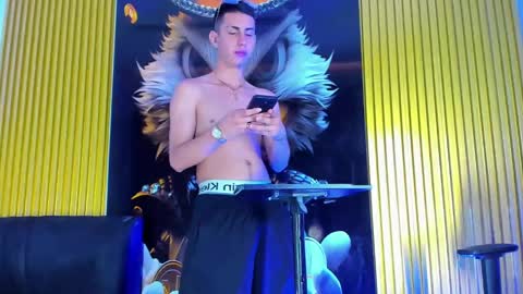 twink_scott19 online show from 09.26.25