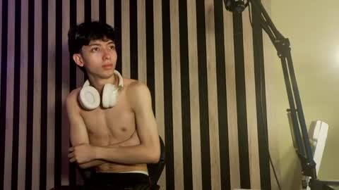 Sebastin online show from 06.04.26