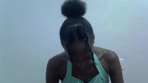 BABY TIA online show from 11.01.25