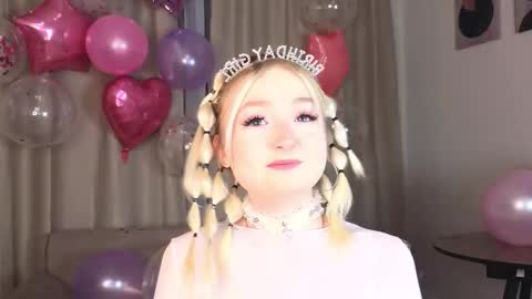 twinklefluff online show from 11.27.25