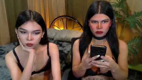 twinktransshanel online show from 10.18.25